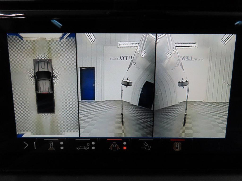 used 2025 GMC Sierra 2500 car, priced at $73,997