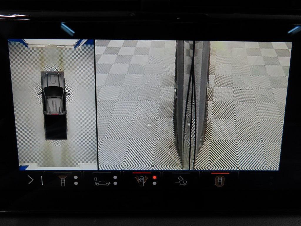 used 2025 GMC Sierra 2500 car, priced at $73,997