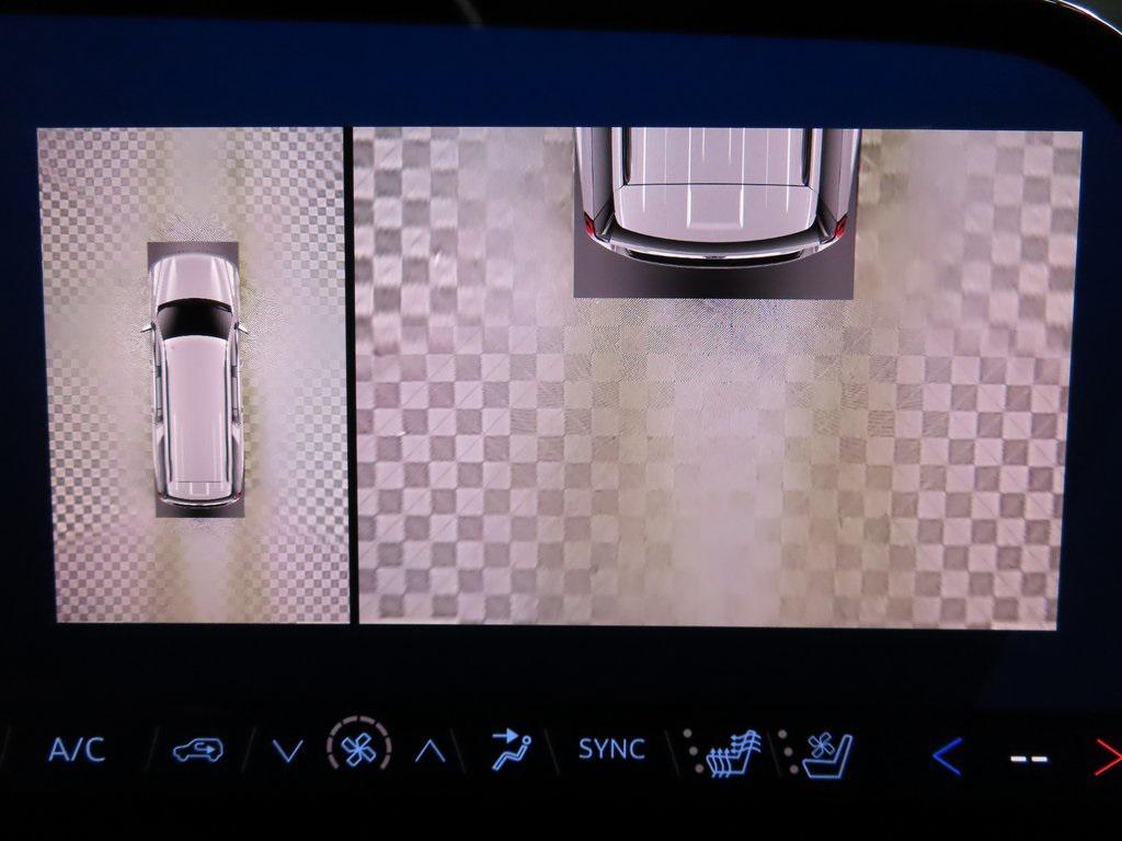 used 2025 Chevrolet Suburban car, priced at $87,997