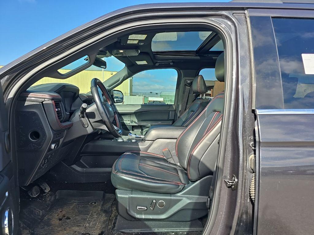 used 2022 Ford Expedition car, priced at $49,998