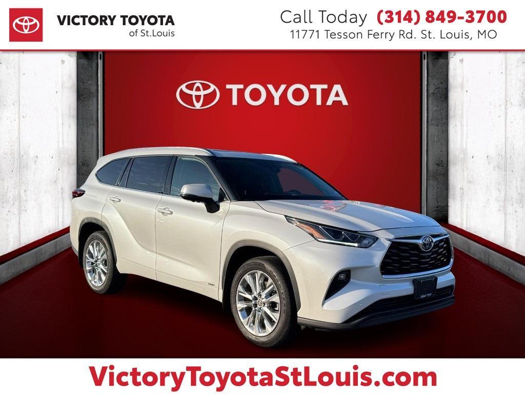 used 2023 Toyota Highlander Hybrid car, priced at $44,988