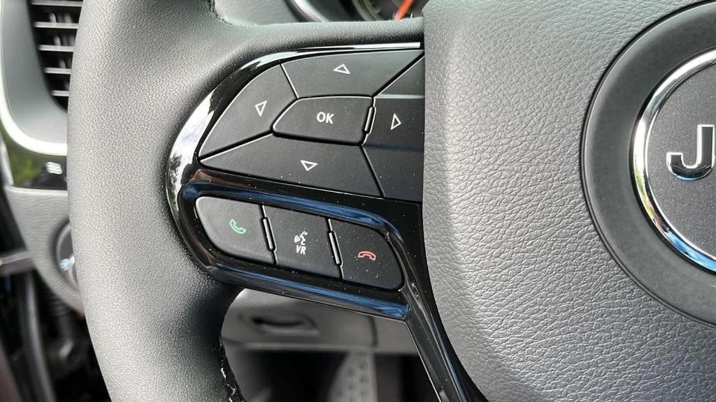 new 2023 Jeep Cherokee car, priced at $45,585