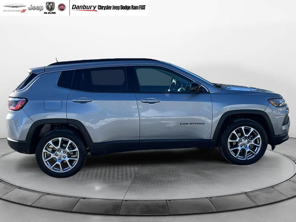 used 2022 Jeep Compass car, priced at $20,963