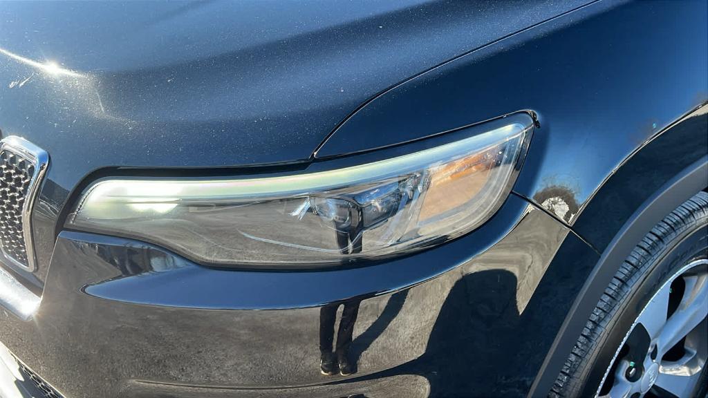 used 2019 Jeep Cherokee car, priced at $12,926