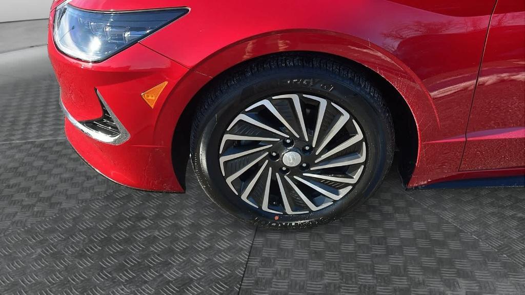 used 2021 Hyundai Sonata Hybrid car, priced at $18,393