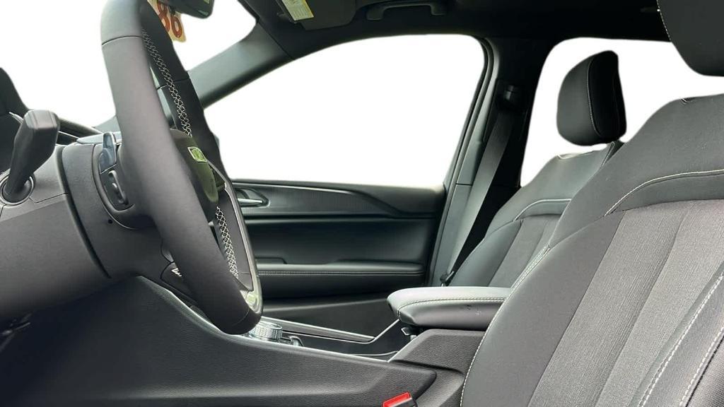 new 2024 Jeep Grand Cherokee L car, priced at $39,981