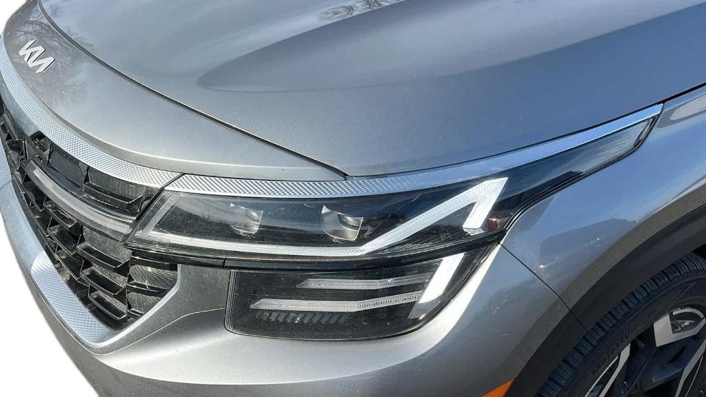 used 2024 Kia Seltos car, priced at $23,767