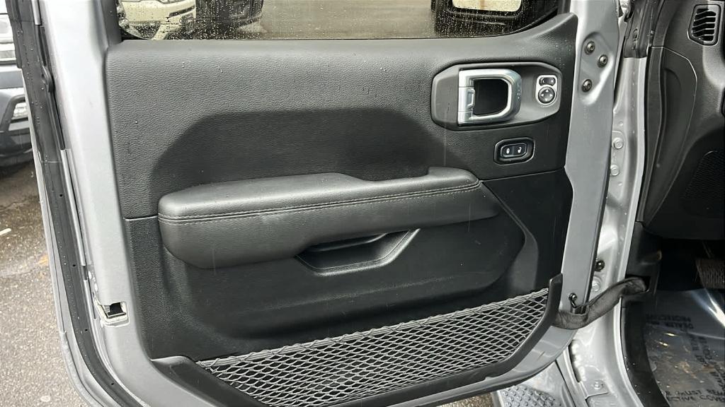 used 2021 Jeep Wrangler Unlimited car, priced at $34,999