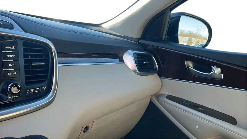 used 2018 Kia Sorento car, priced at $11,972