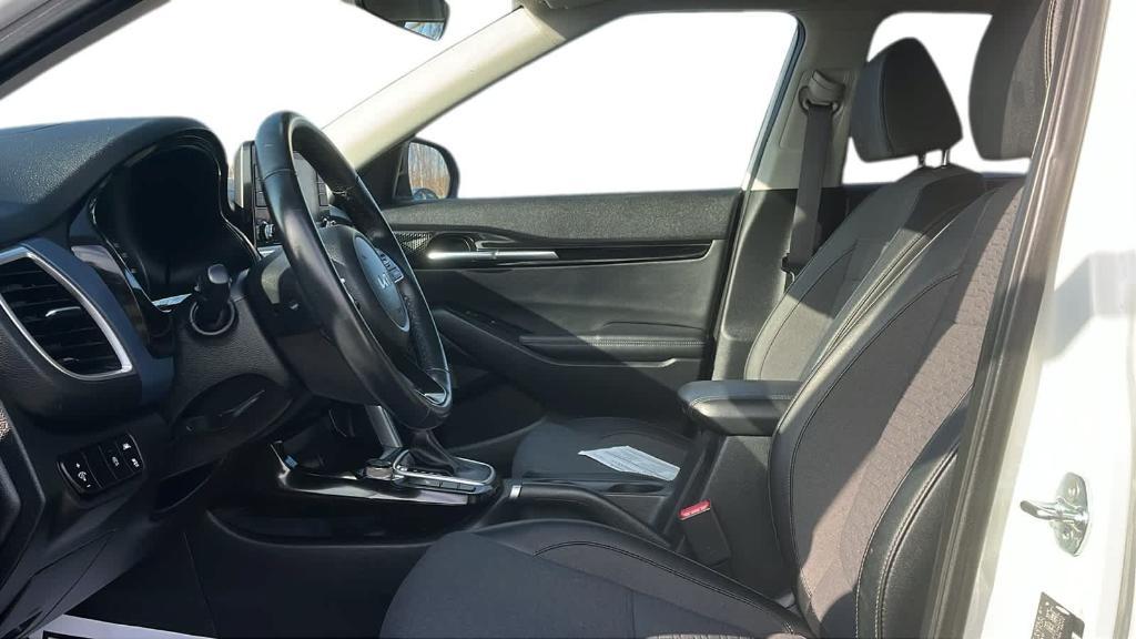 used 2023 Kia Seltos car, priced at $20,409