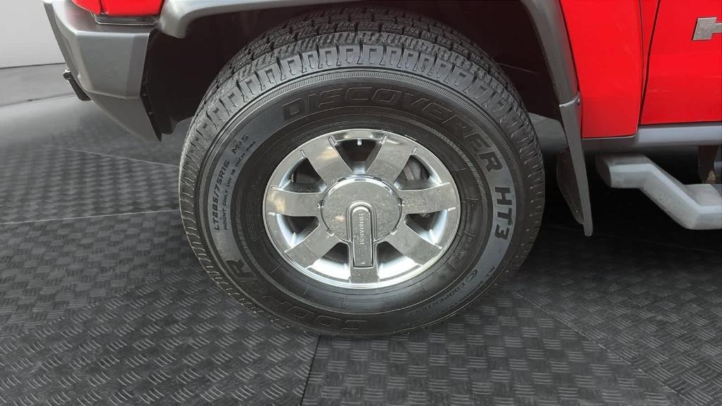 used 2009 Hummer H3T car, priced at $22,999