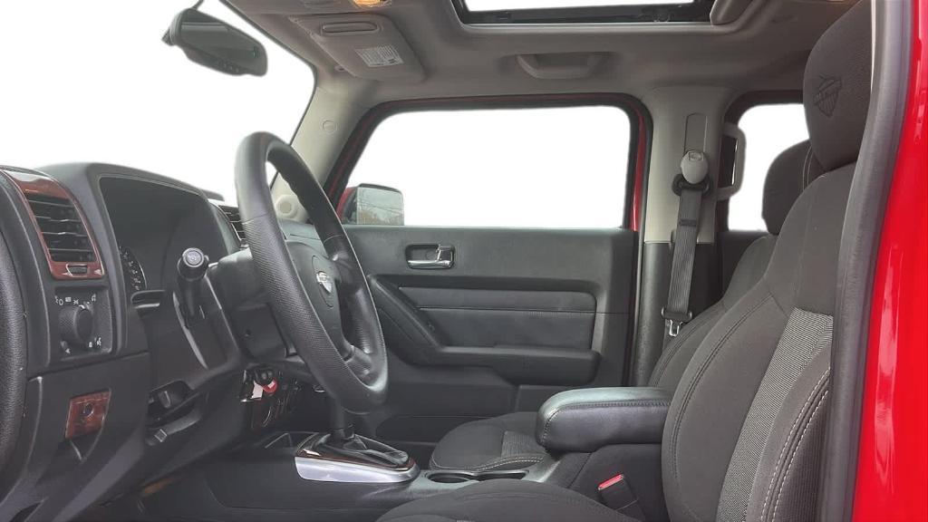 used 2009 Hummer H3T car, priced at $22,999