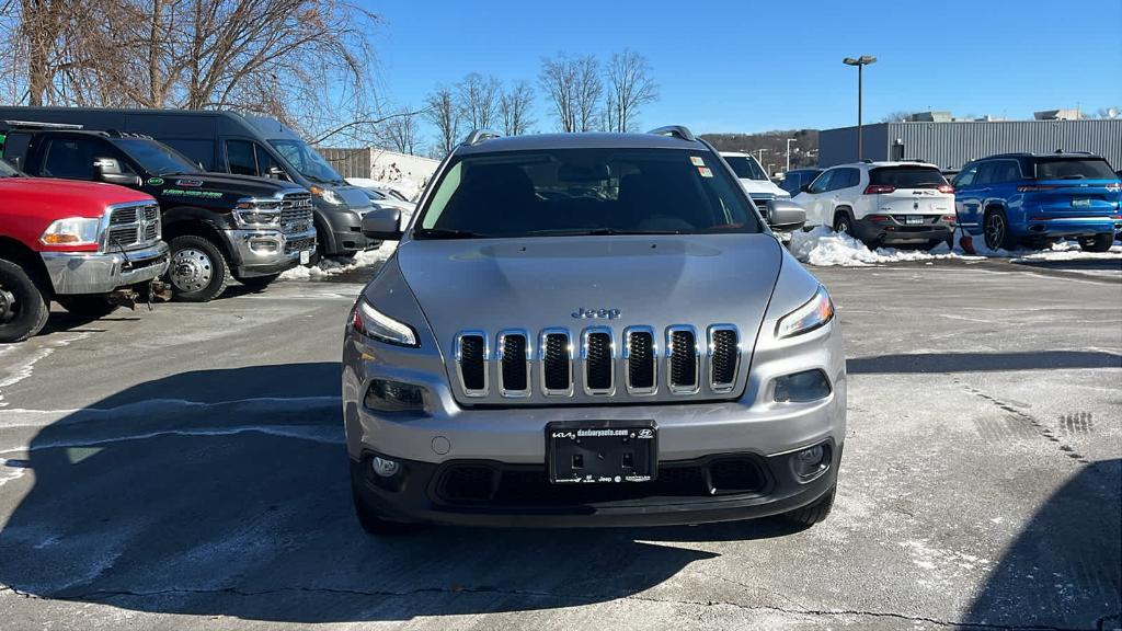 used 2014 Jeep Cherokee car, priced at $9,671