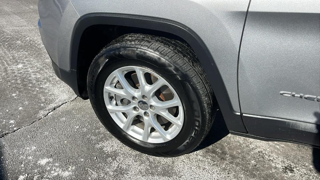 used 2014 Jeep Cherokee car, priced at $9,671