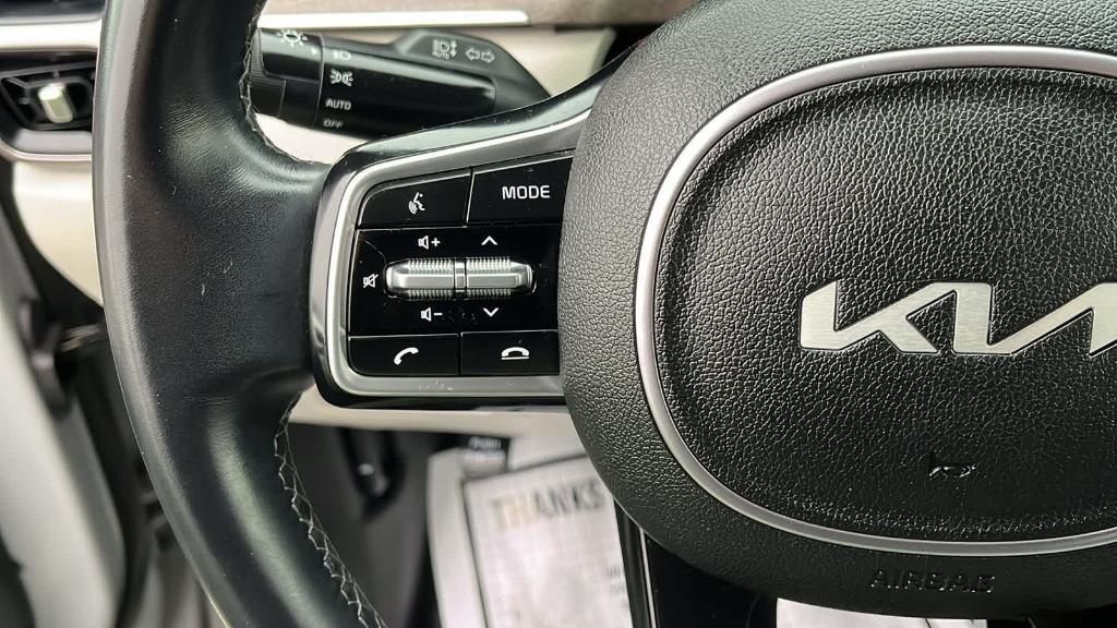 used 2023 Kia Sorento car, priced at $28,893