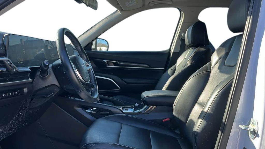 used 2023 Kia Telluride car, priced at $32,493
