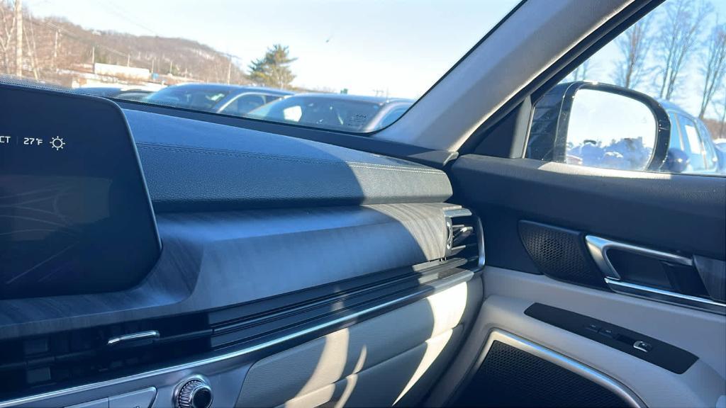 used 2023 Kia Telluride car, priced at $39,916