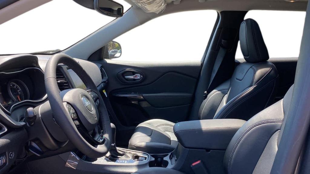 new 2023 Jeep Cherokee car, priced at $45,585