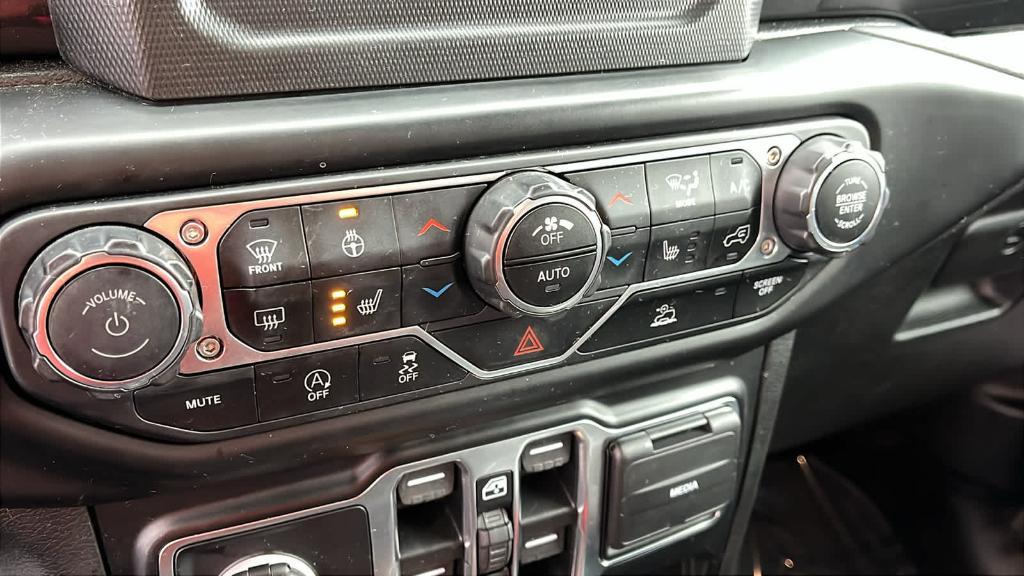 used 2021 Jeep Wrangler Unlimited car, priced at $31,244