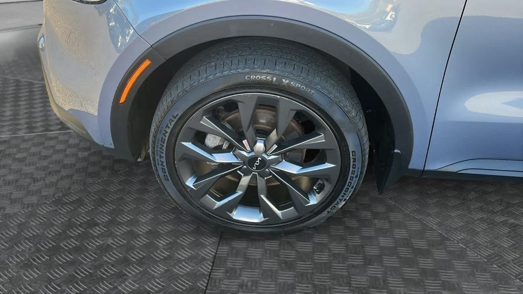 used 2023 Kia Sorento car, priced at $27,984