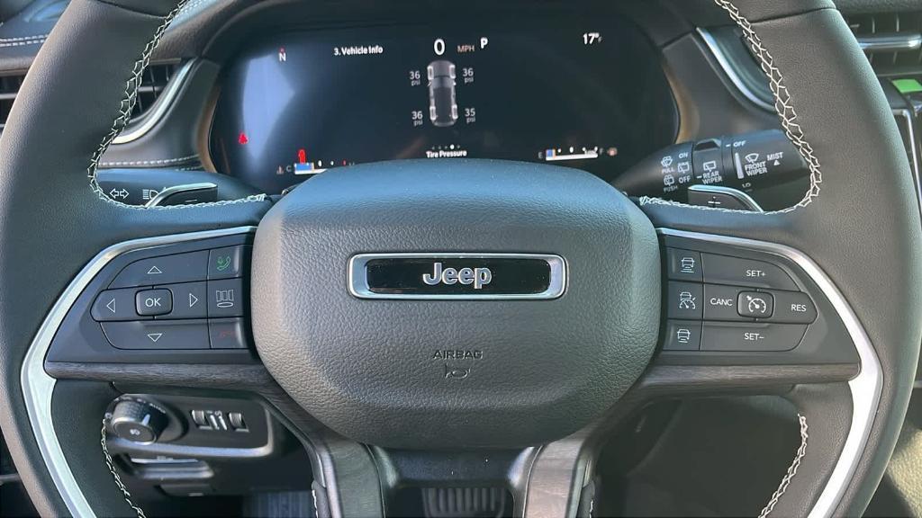 new 2025 Jeep Grand Cherokee car, priced at $55,905