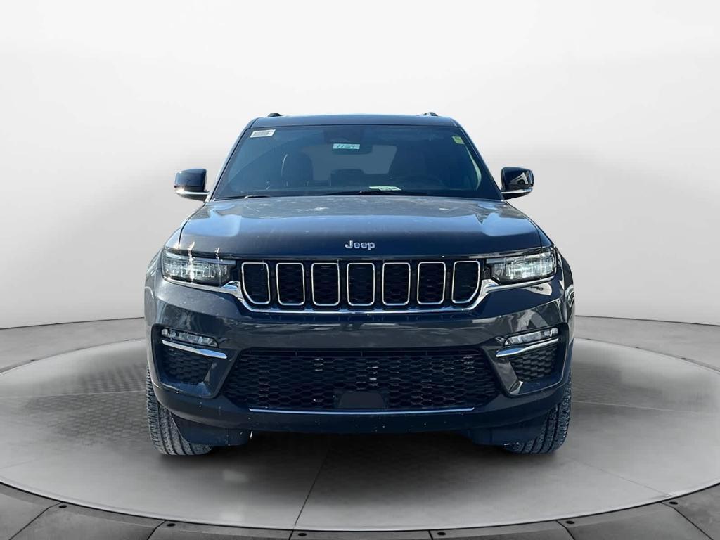 new 2025 Jeep Grand Cherokee car, priced at $55,905