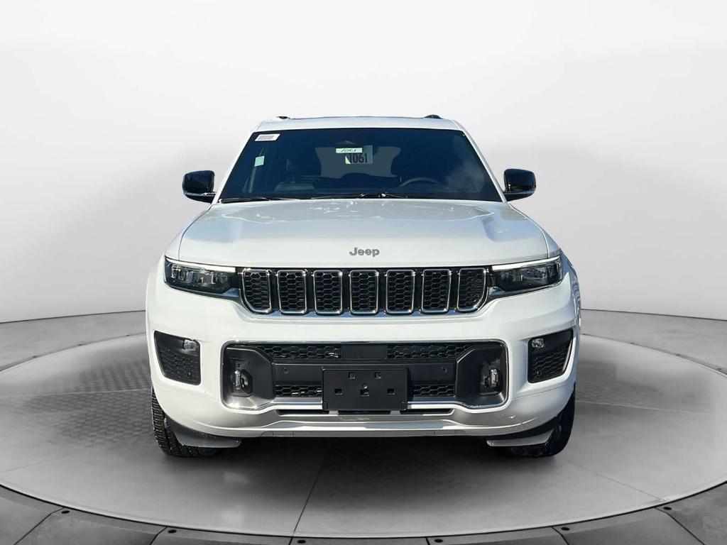 new 2025 Jeep Grand Cherokee car, priced at $59,915