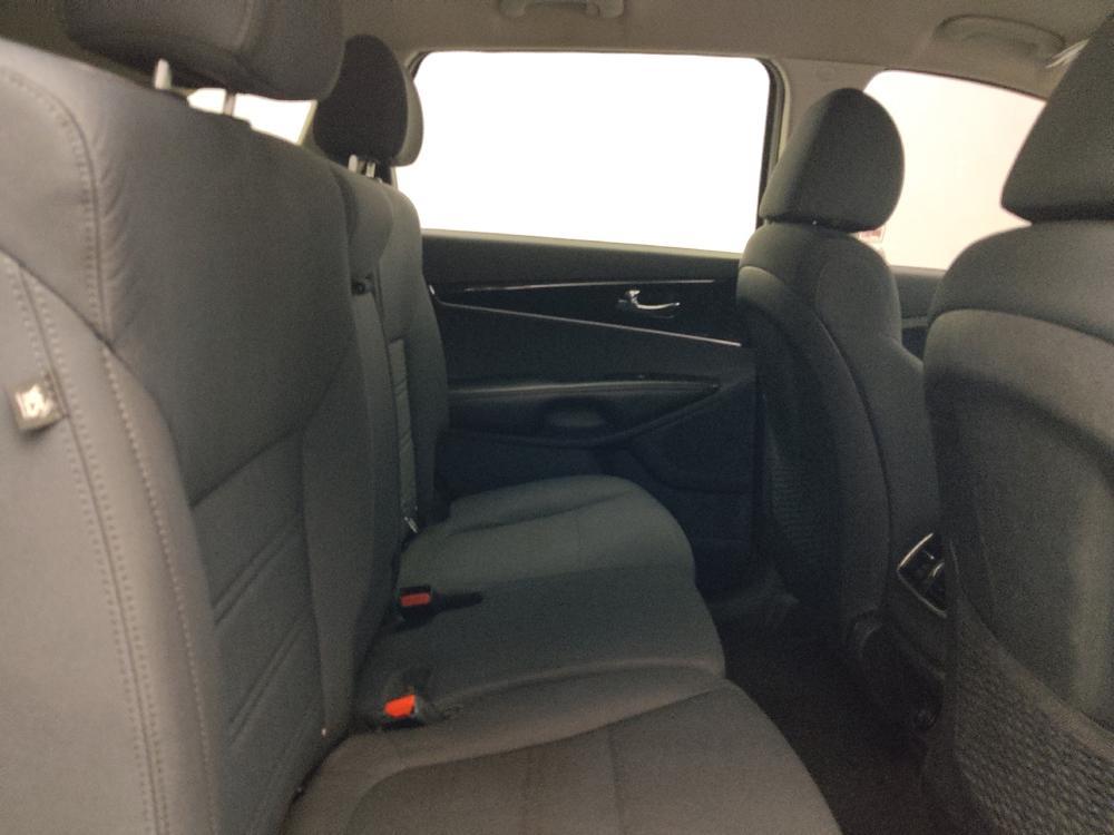 used 2019 Kia Sorento car, priced at $15,995