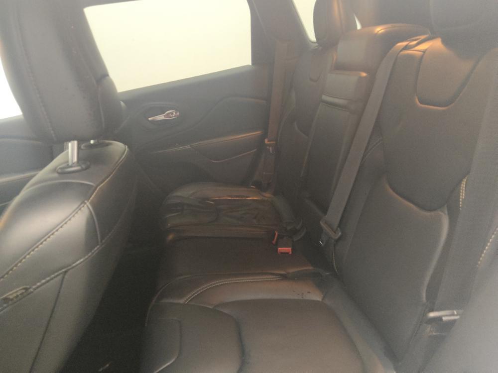 used 2015 Jeep Cherokee car, priced at $12,895