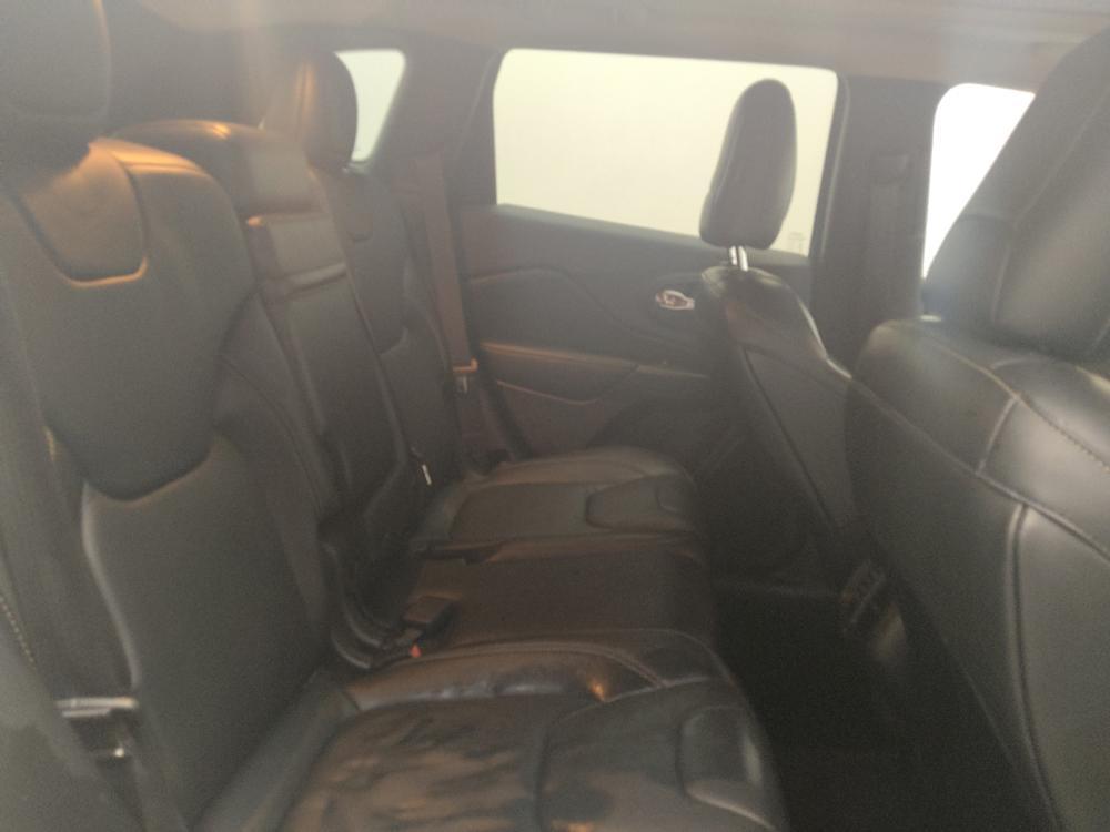 used 2015 Jeep Cherokee car, priced at $12,895