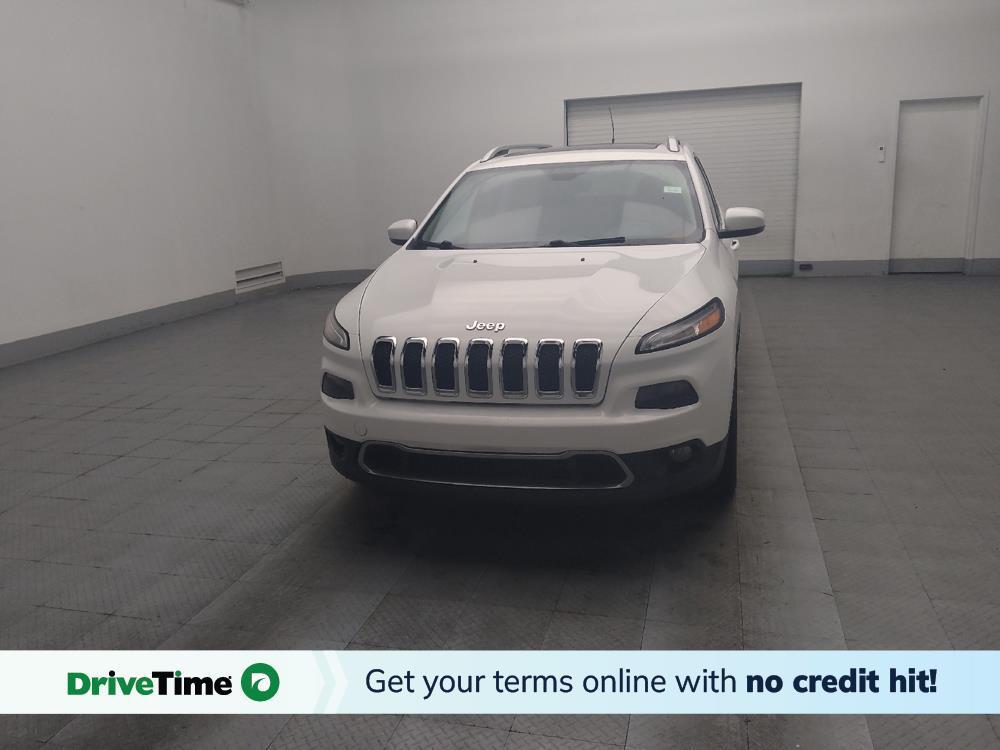 used 2015 Jeep Cherokee car, priced at $12,895