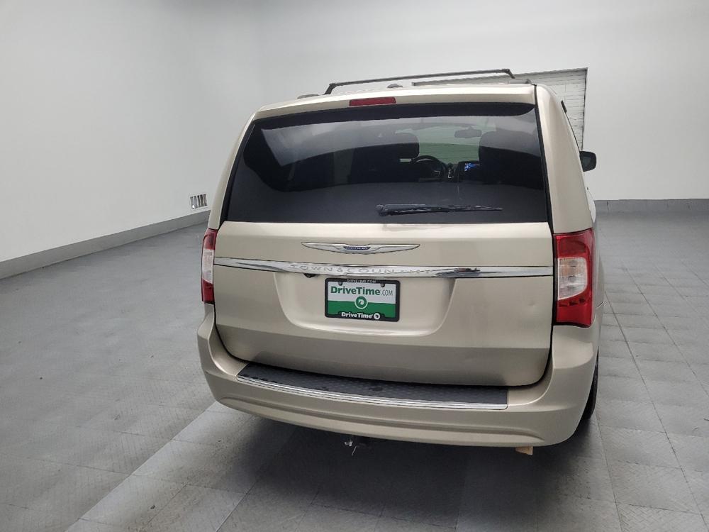 used 2015 Chrysler Town & Country car, priced at $13,495