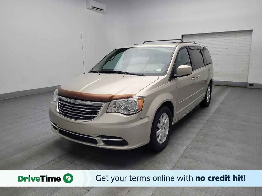 used 2015 Chrysler Town & Country car, priced at $13,495