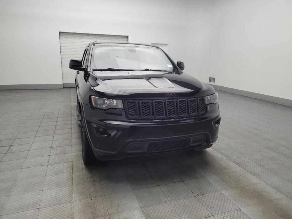 used 2017 Jeep Grand Cherokee car, priced at $20,195
