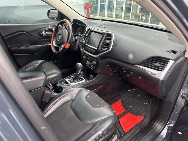 used 2016 Jeep Cherokee car, priced at $7,899