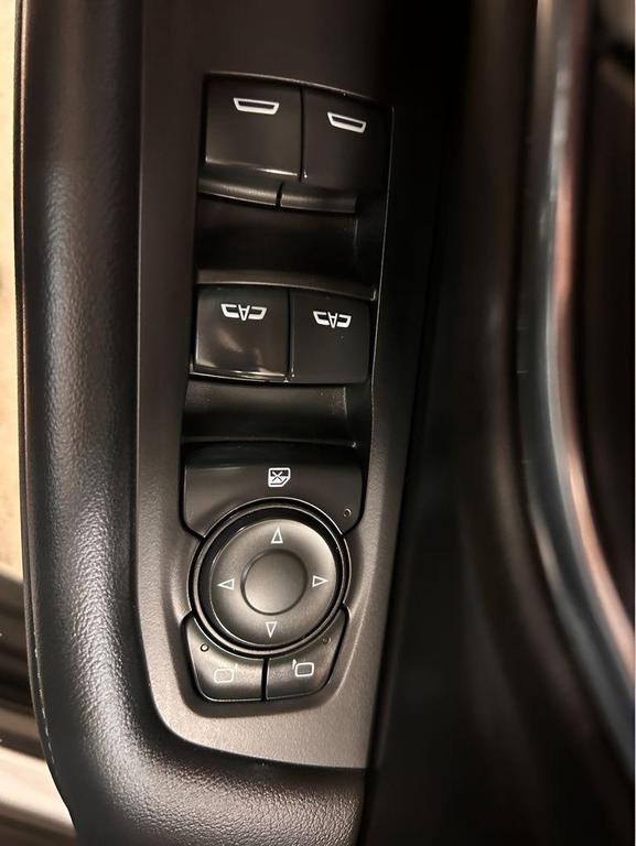 used 2023 Chevrolet Suburban car, priced at $33,144