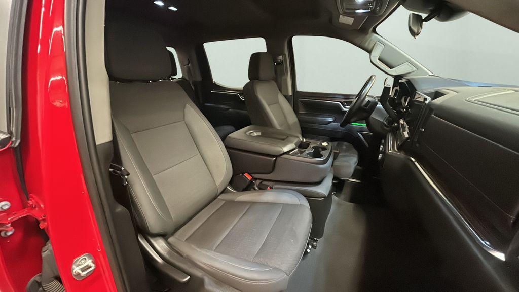 used 2025 Chevrolet Silverado 1500 car, priced at $39,994