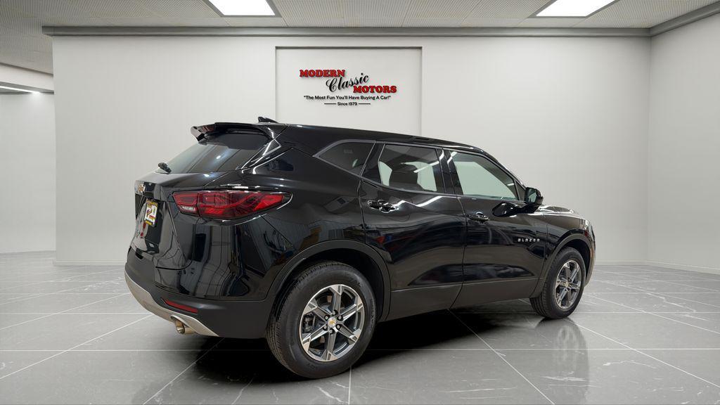 used 2025 Chevrolet Blazer car, priced at $29,494