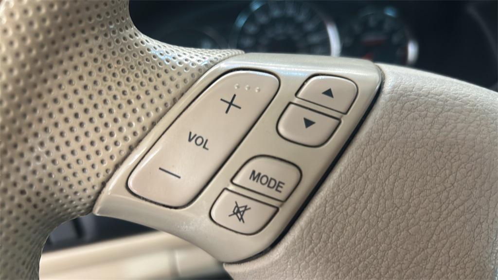 used 2006 Mazda MPV car, priced at $3,494