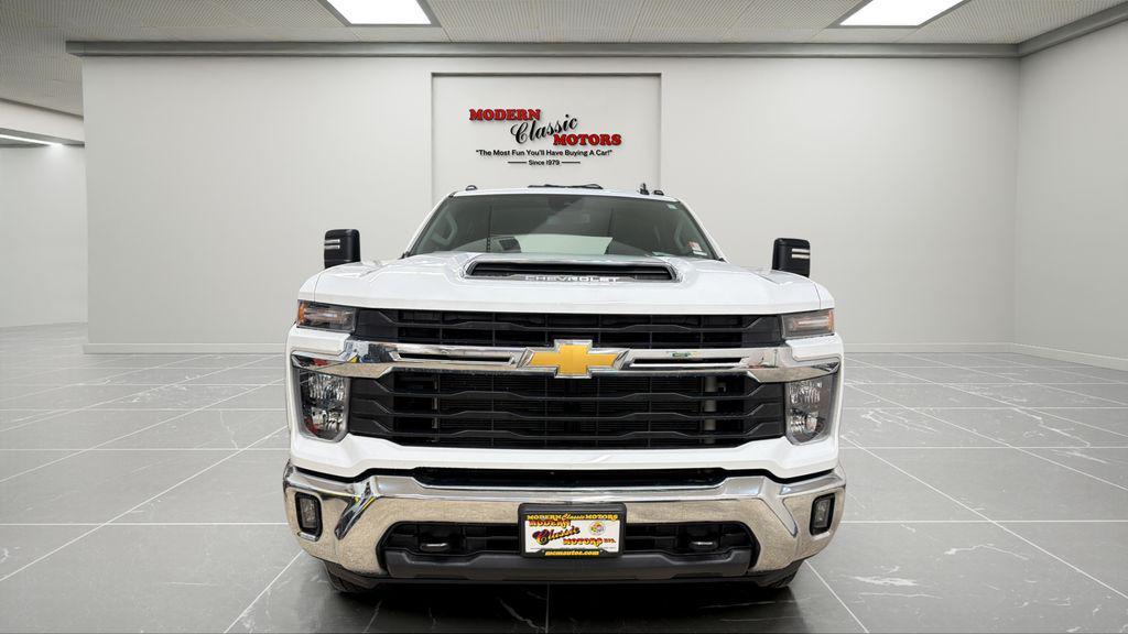 used 2024 Chevrolet Silverado 2500 car, priced at $49,494