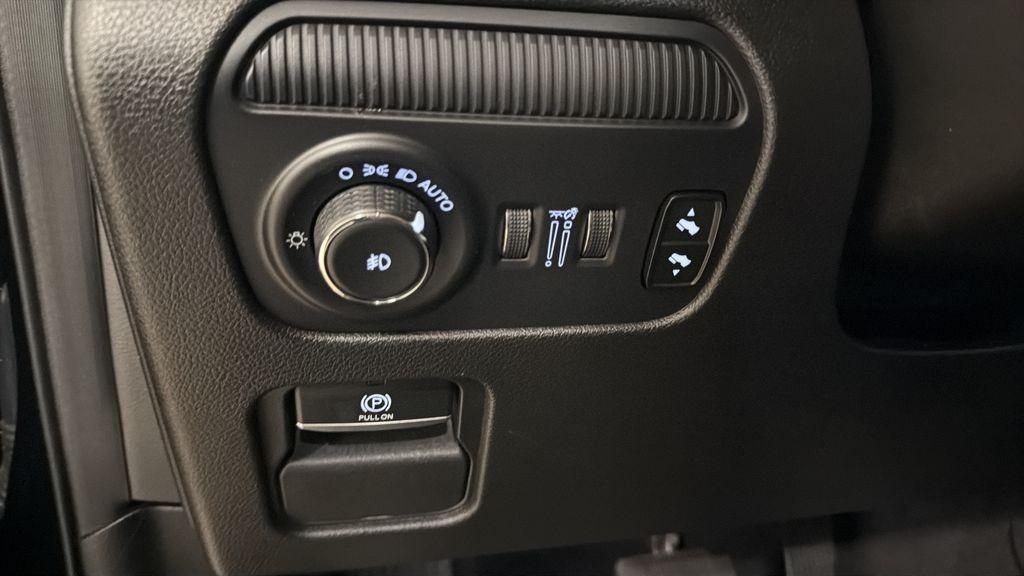used 2024 Jeep Wagoneer car, priced at $42,494