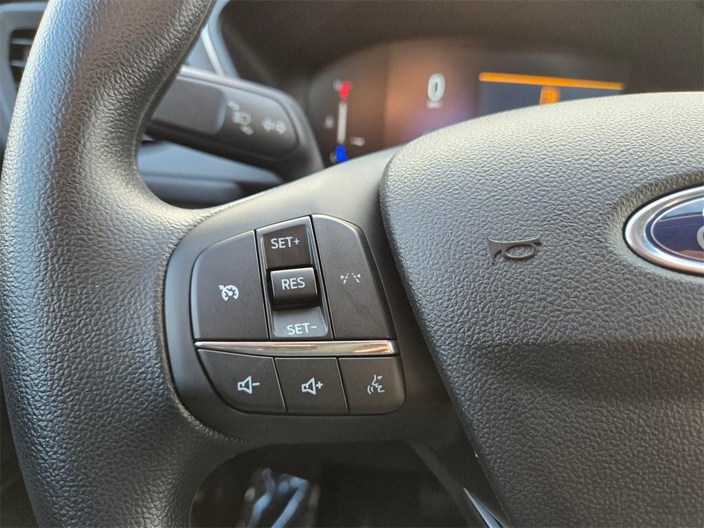 used 2025 Ford Escape car, priced at $25,999