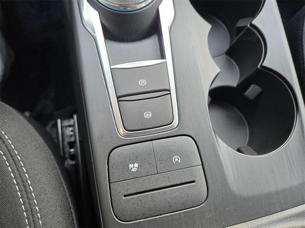 used 2025 Ford Escape car, priced at $25,999