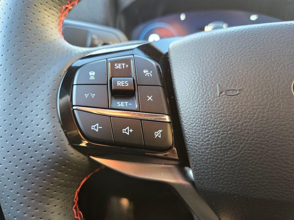 new 2025 Ford Explorer car