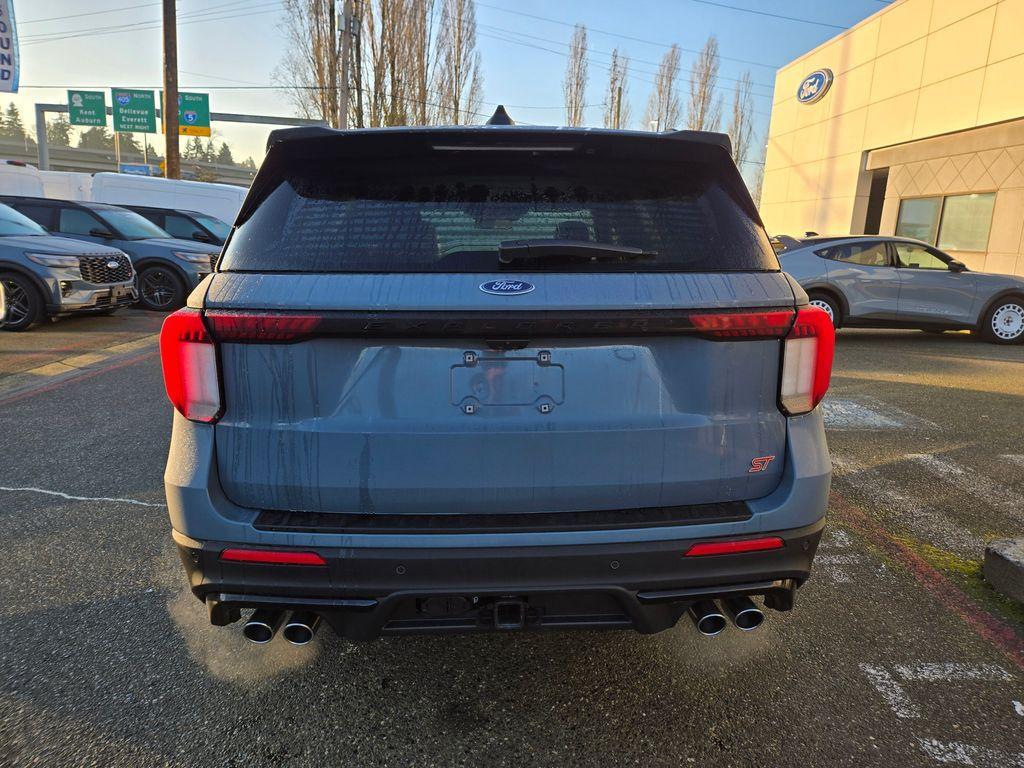 new 2025 Ford Explorer car