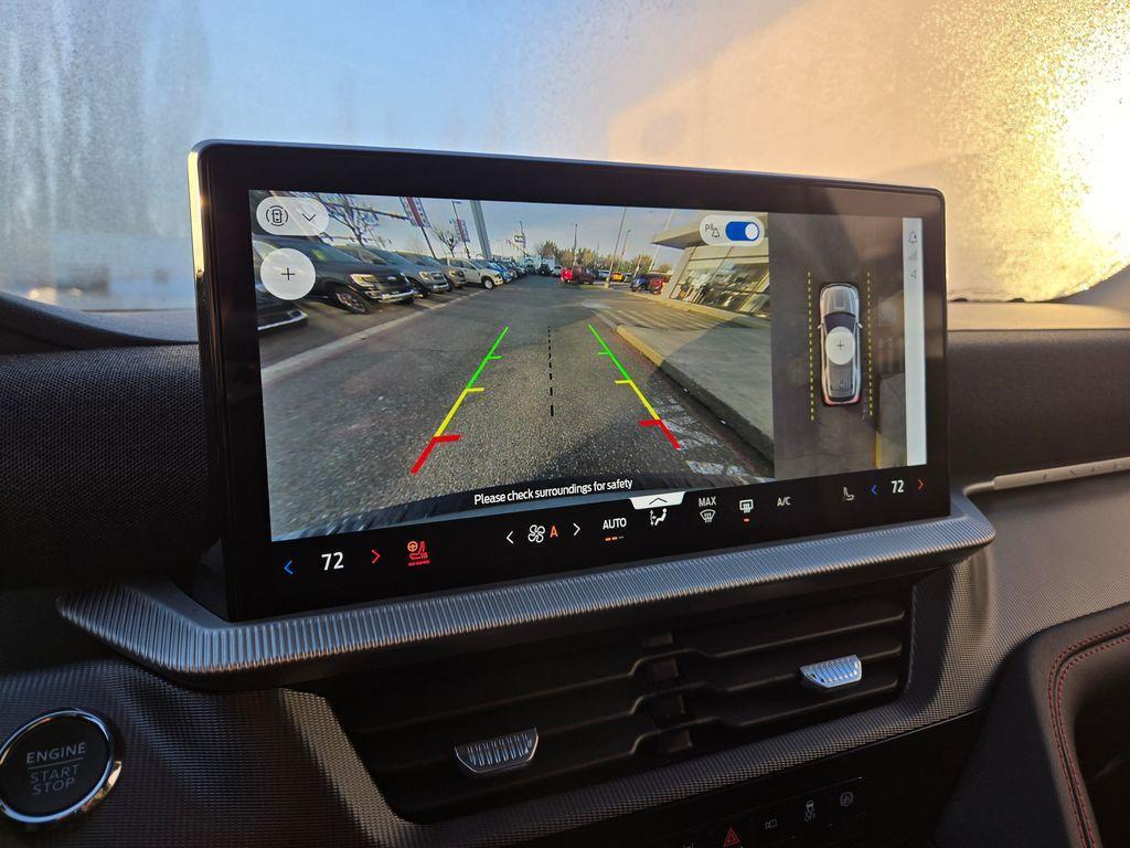 new 2025 Ford Explorer car