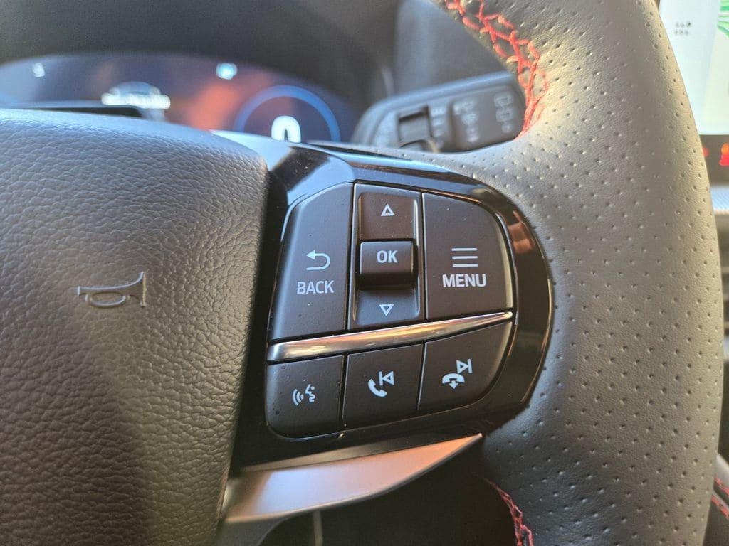 new 2025 Ford Explorer car