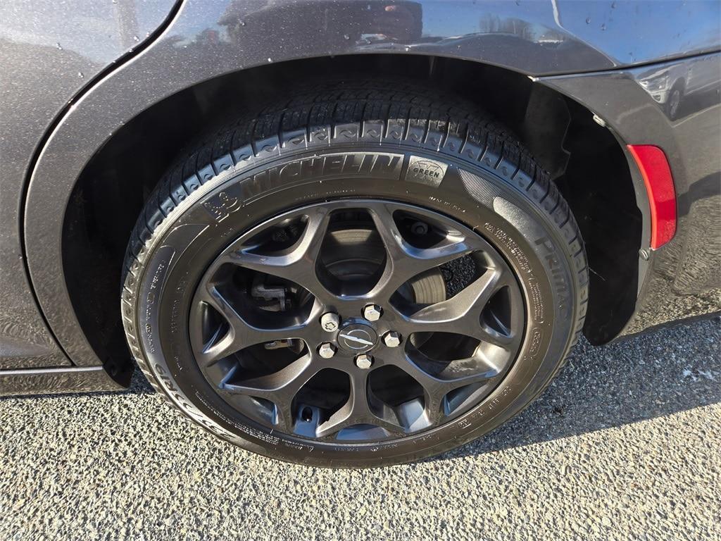 used 2021 Chrysler 300 car, priced at $23,999