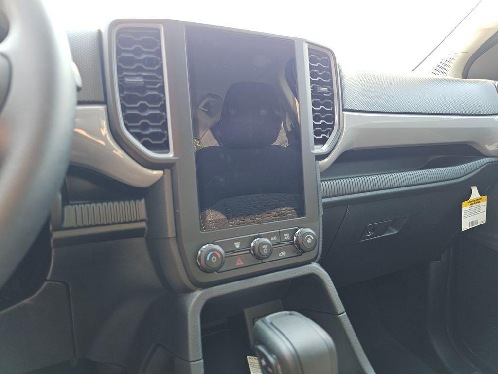 new 2025 Ford Ranger car, priced at $31,135