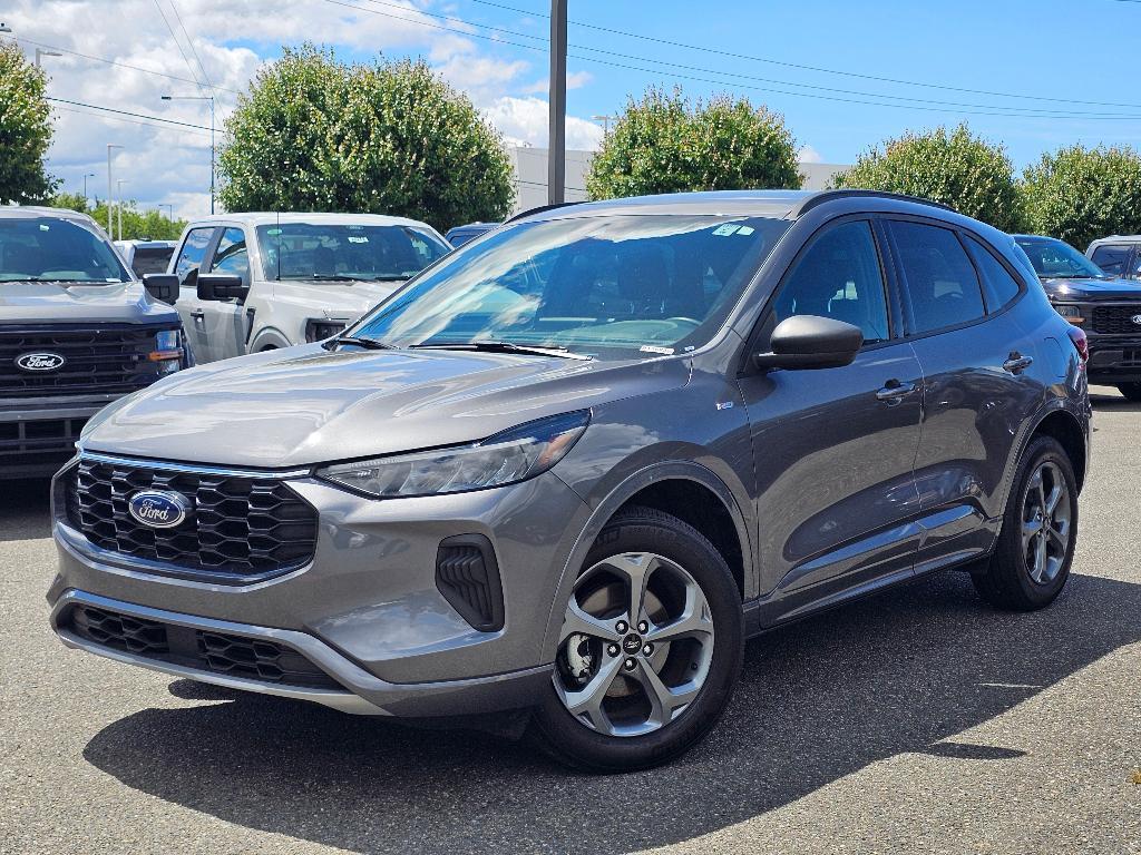 used 2024 Ford Escape car, priced at $25,571